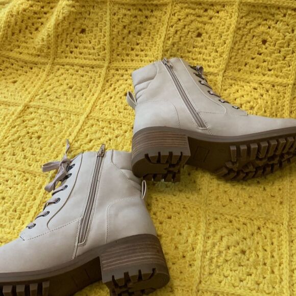 Crown vintage boots size 8.5 never worn - Picture 4 of 9